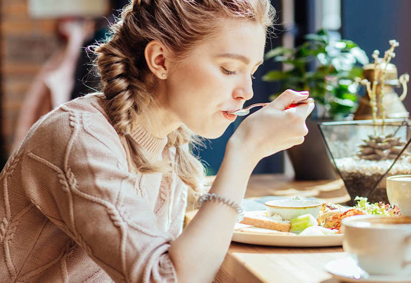 Ăn uống gì để tăng ham muốn ở phụ nữ?